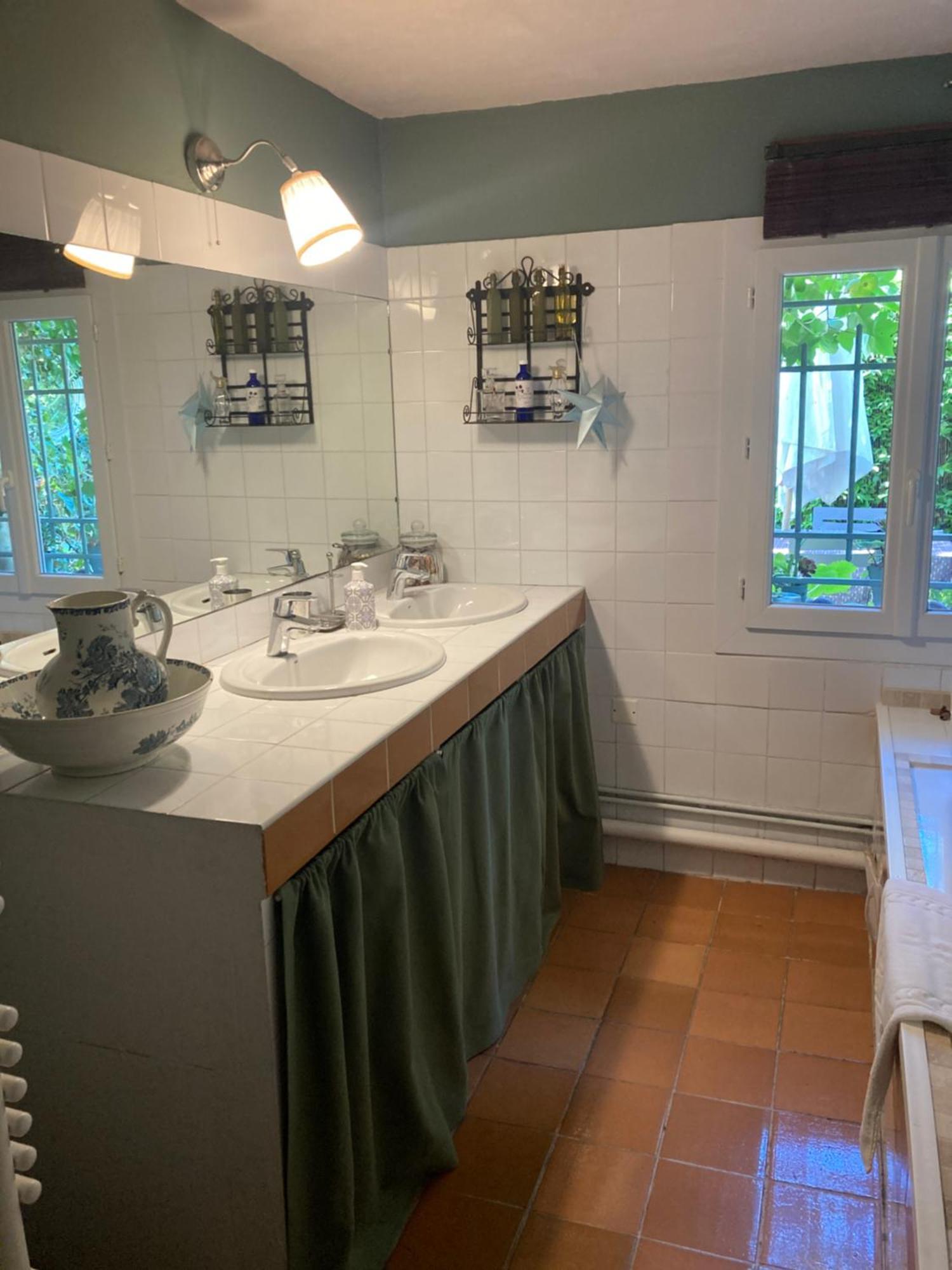 Appartement Complet Ou 2 Chambres De Charme En Centre-Ville Арль Екстер'єр фото