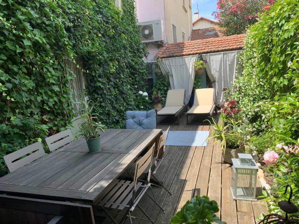 Appartement Complet Ou 2 Chambres De Charme En Centre-Ville Арль Екстер'єр фото