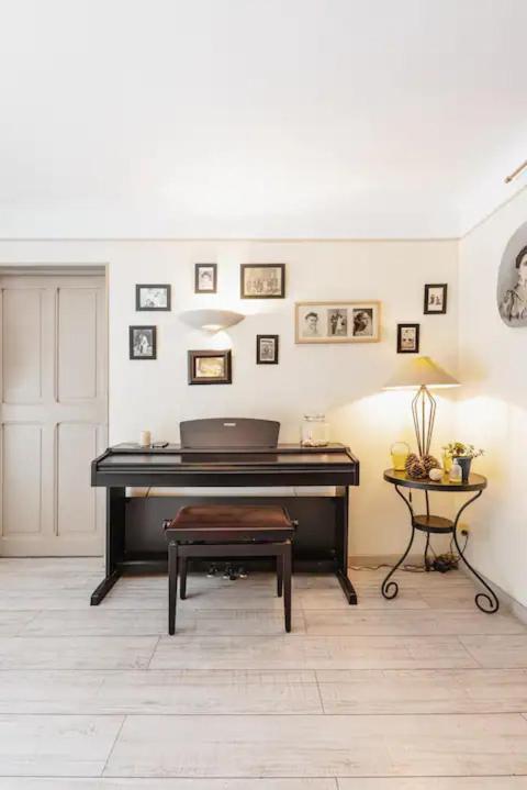 Appartement Complet Ou 2 Chambres De Charme En Centre-Ville Арль Екстер'єр фото